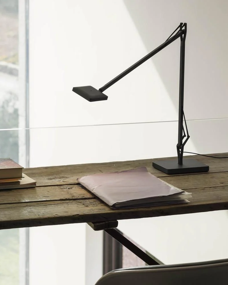 Edge Table Lamp