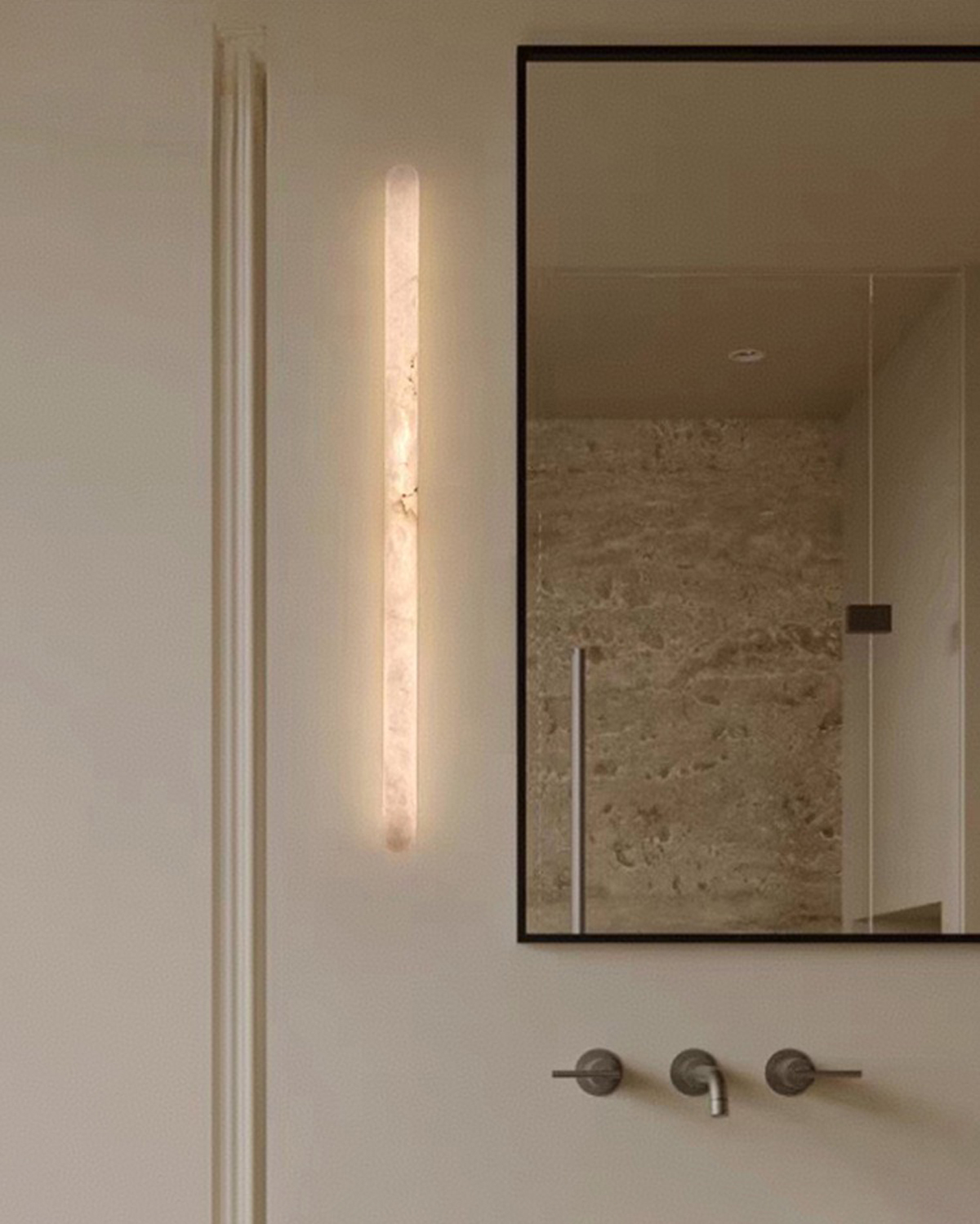 Elara Alabaster Wall Light