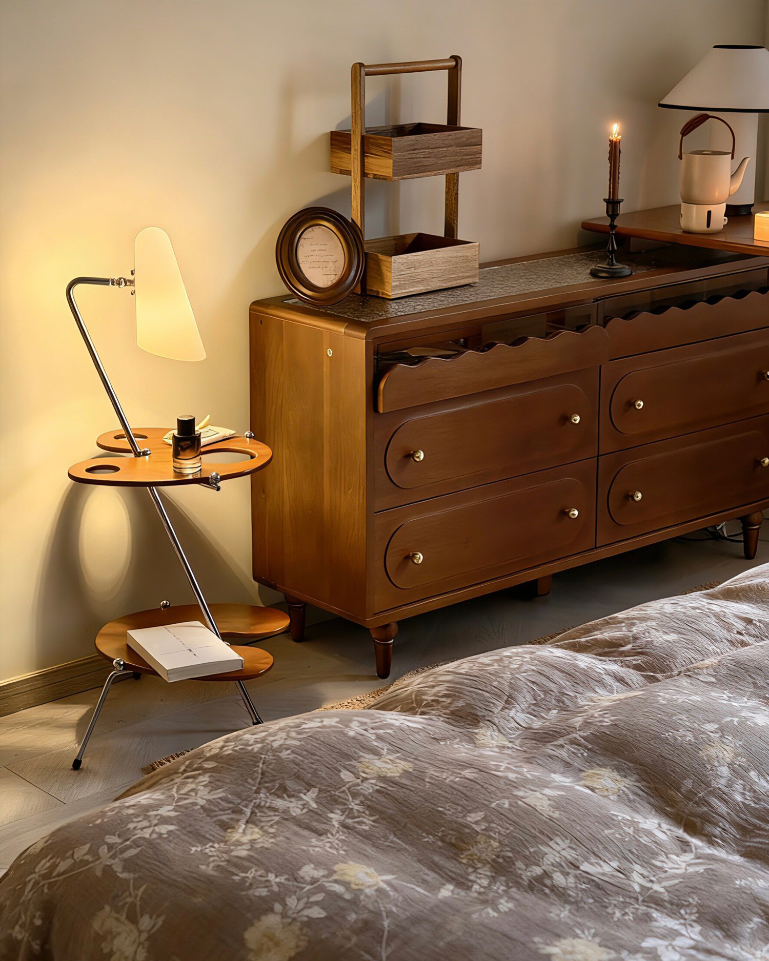 Eloi Vintage Side Table Floor Lamp - White Edition