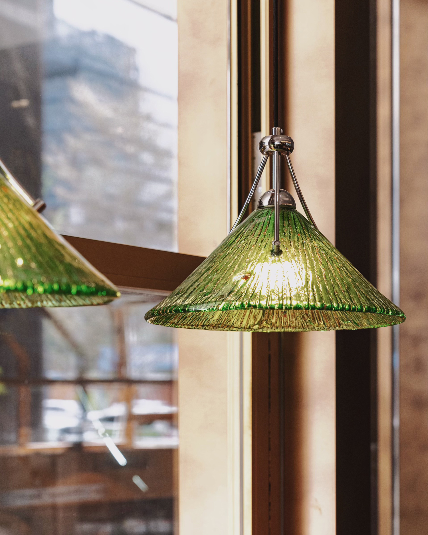 Emerald Ripple Pendant Light
