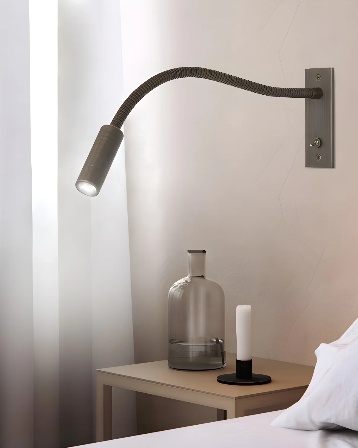 Flexible Gooseneck Wall Lamp
