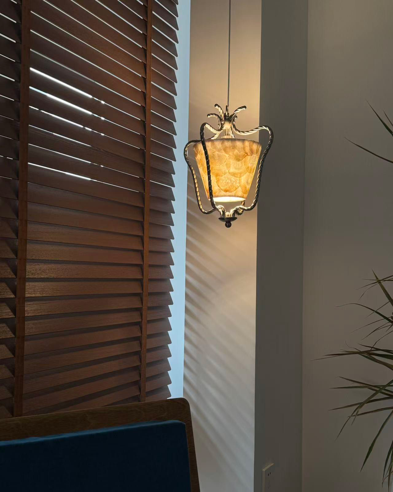 Florent Shell Pendant Light