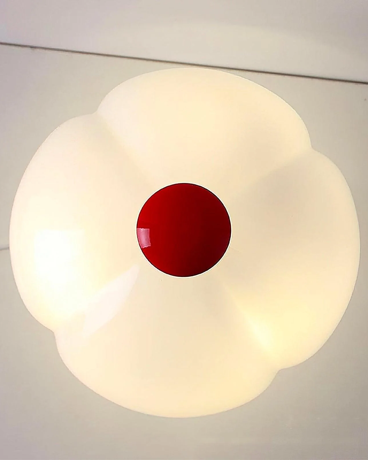 Flower Petal Table Lamp