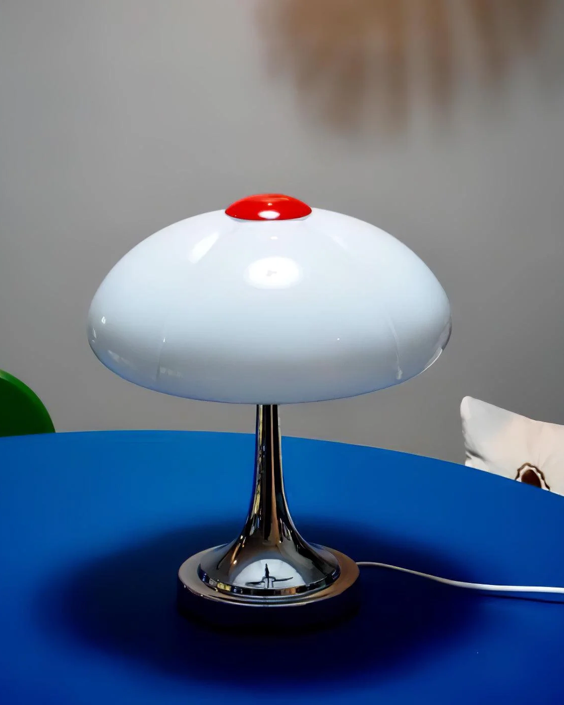 Flower Petal Table Lamp