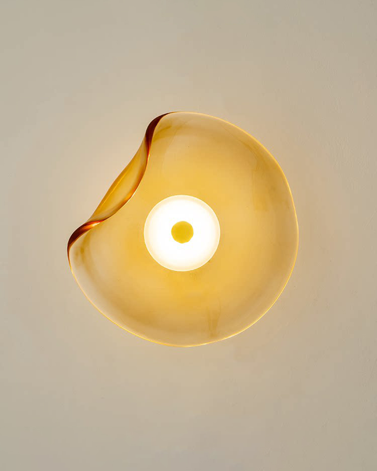 Fluid Petal Glass Wall Light