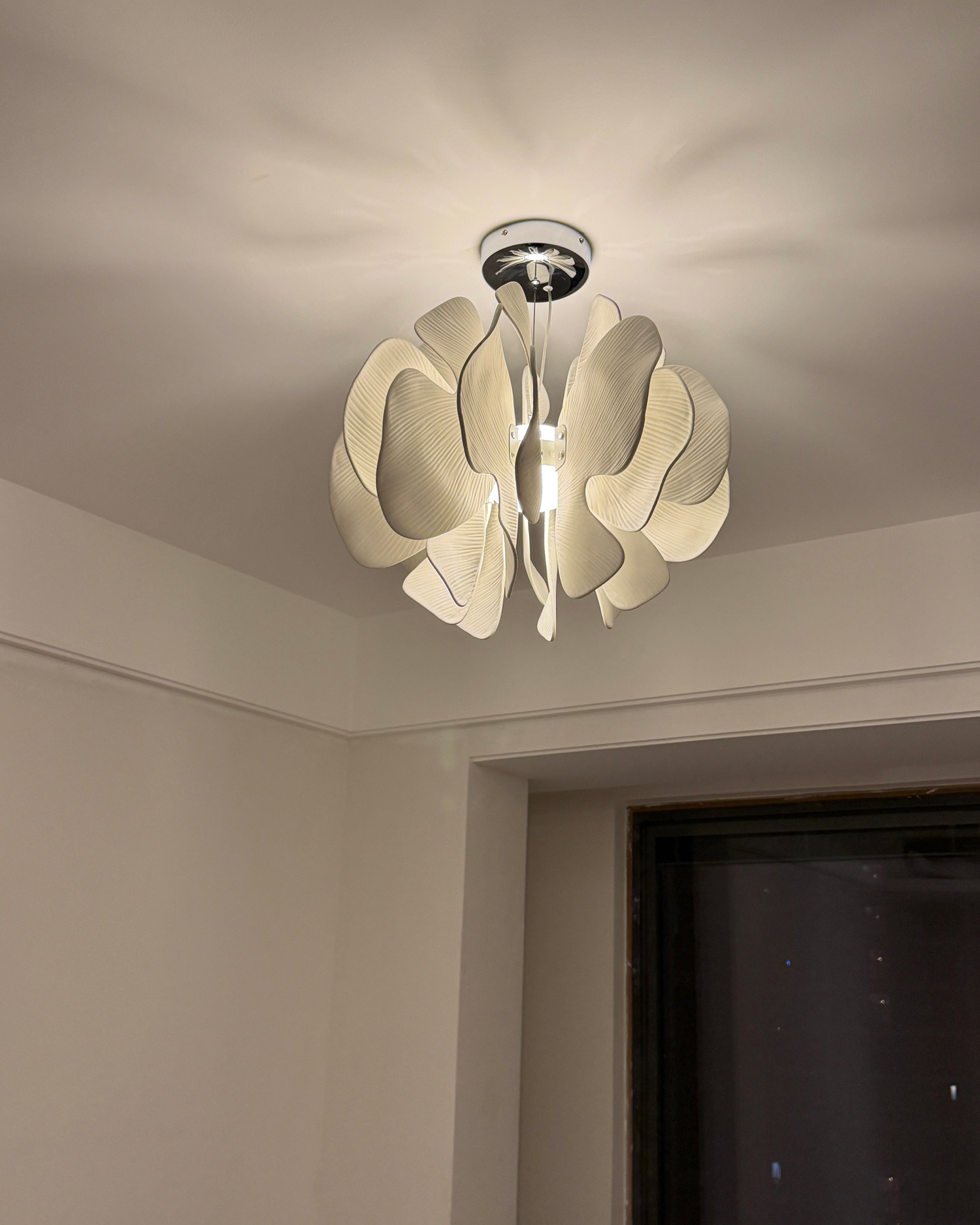 Flutter Pendant Lamp