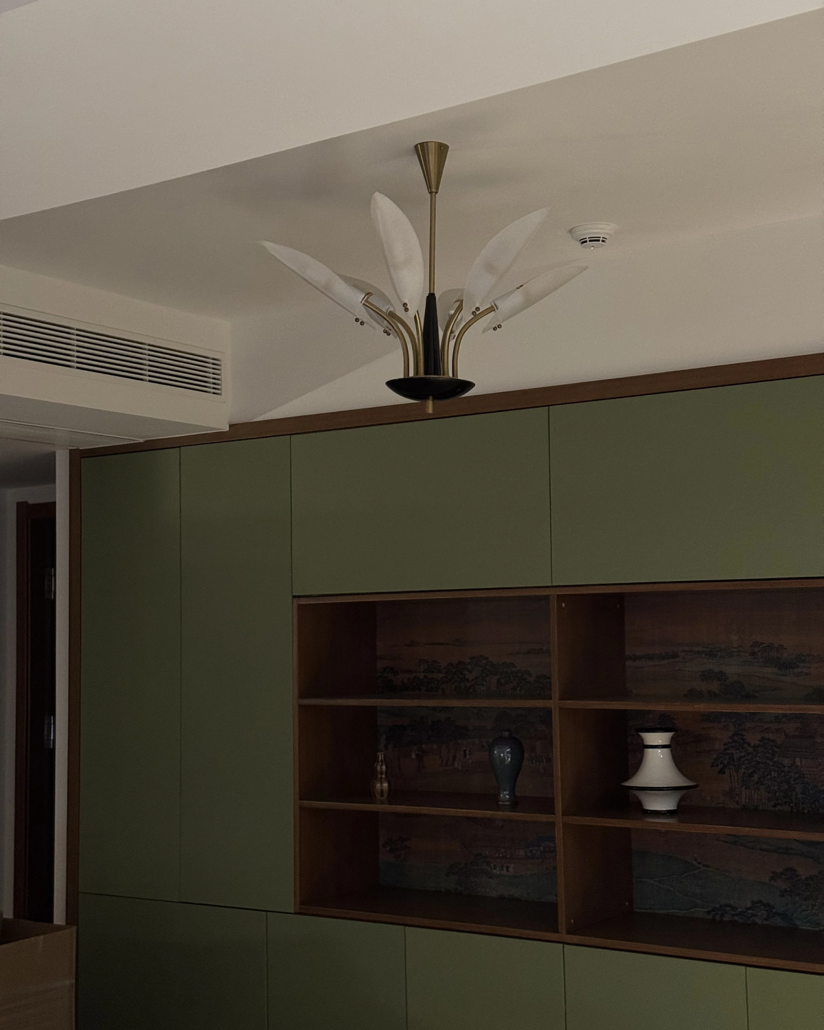 Folia Bloom Chandelier