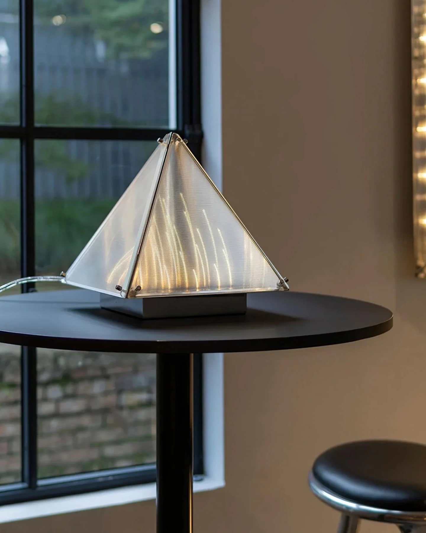 Fragment Table Lamp