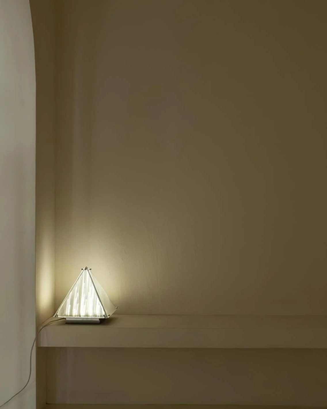 Fragment Table Lamp