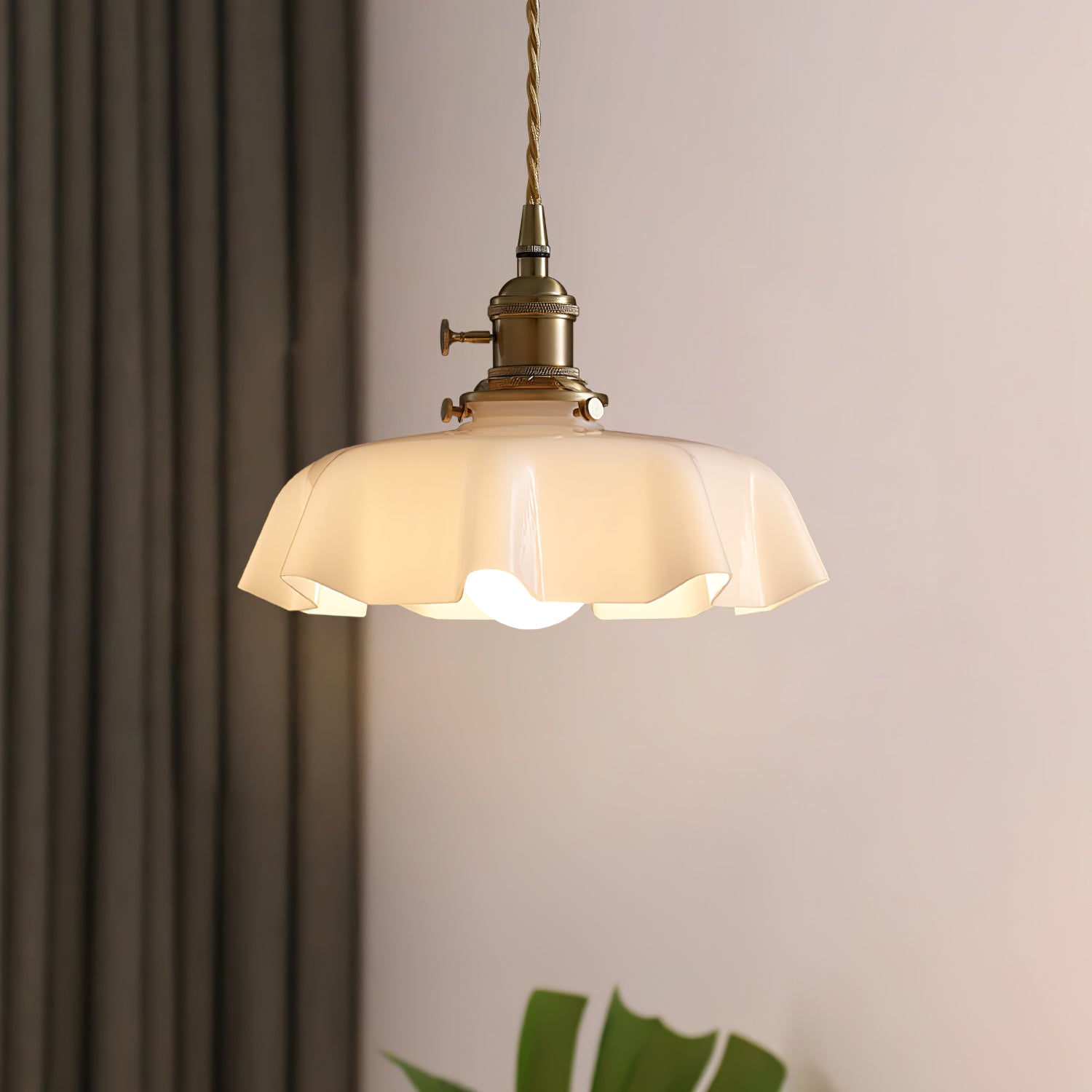 French Flower Pendant Swag Light-elegalight