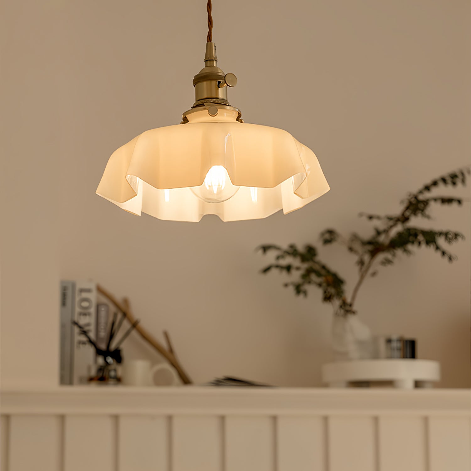French Flower Pendant Swag Light-elegalight