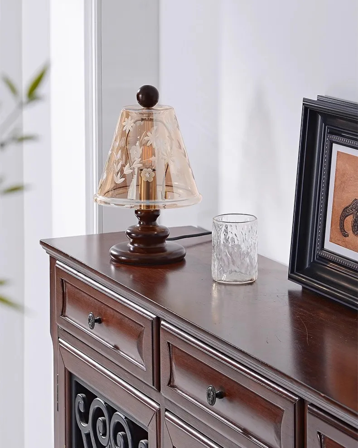 Garden Veil Glass Table Lamp