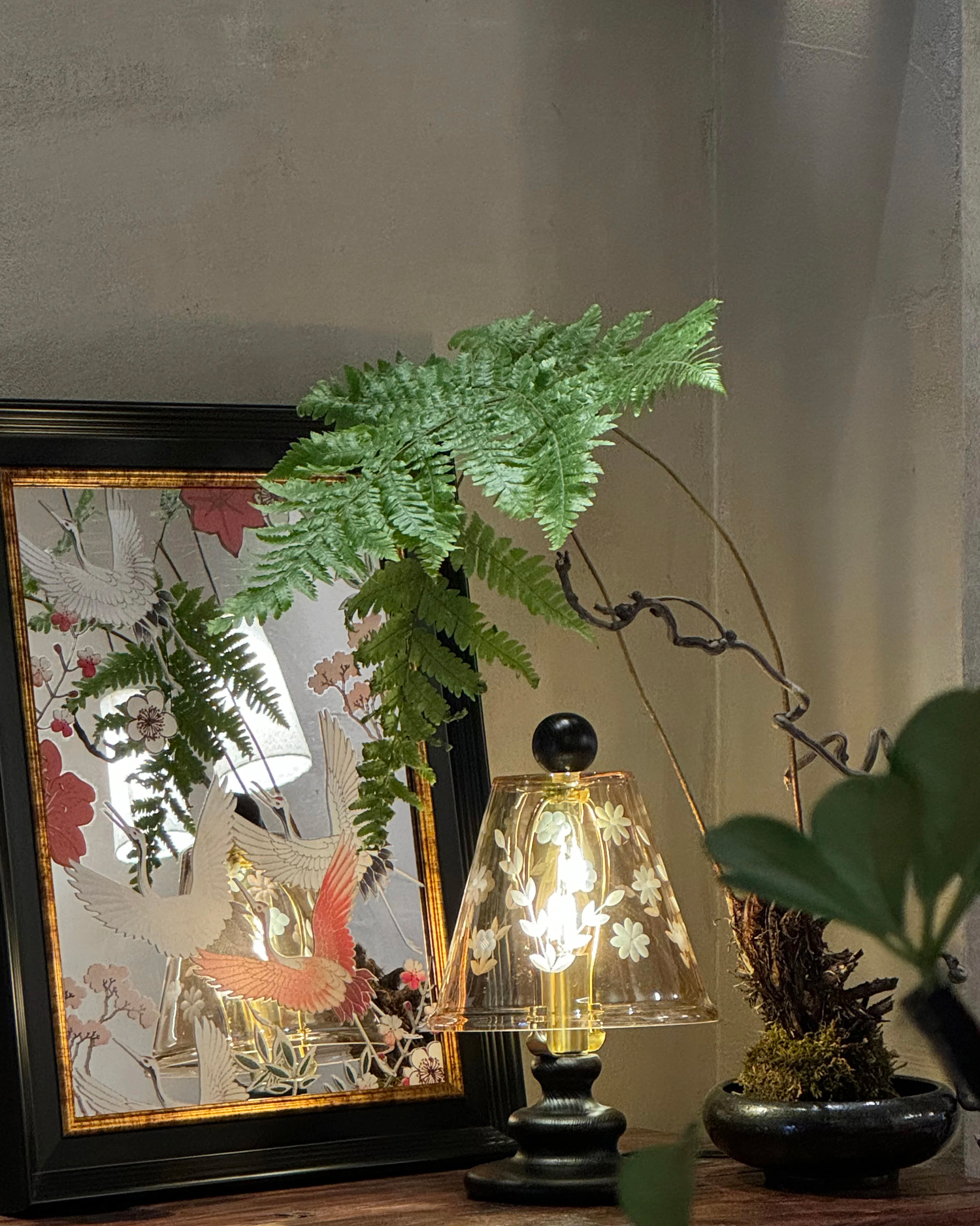 Garden Veil Glass Table Lamp