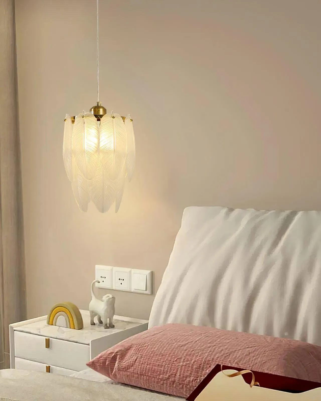 Glass Feather Pendant Light