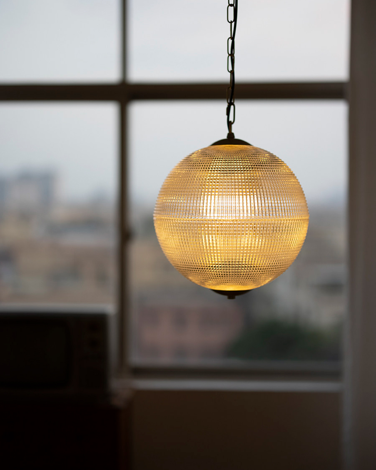 Glimmer Orb Pendant Light 