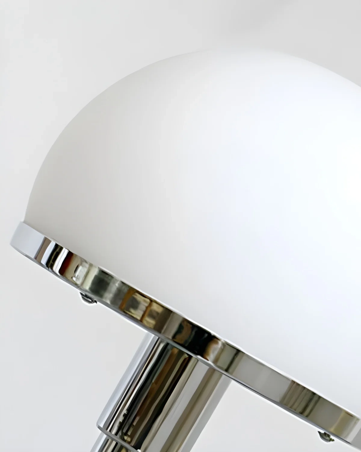 Globe Glass Table Lamp