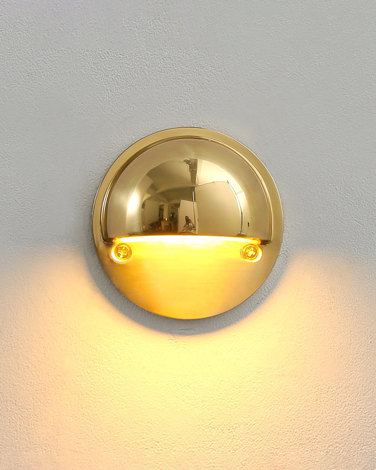 Golden Eclipse Brass Wall Light