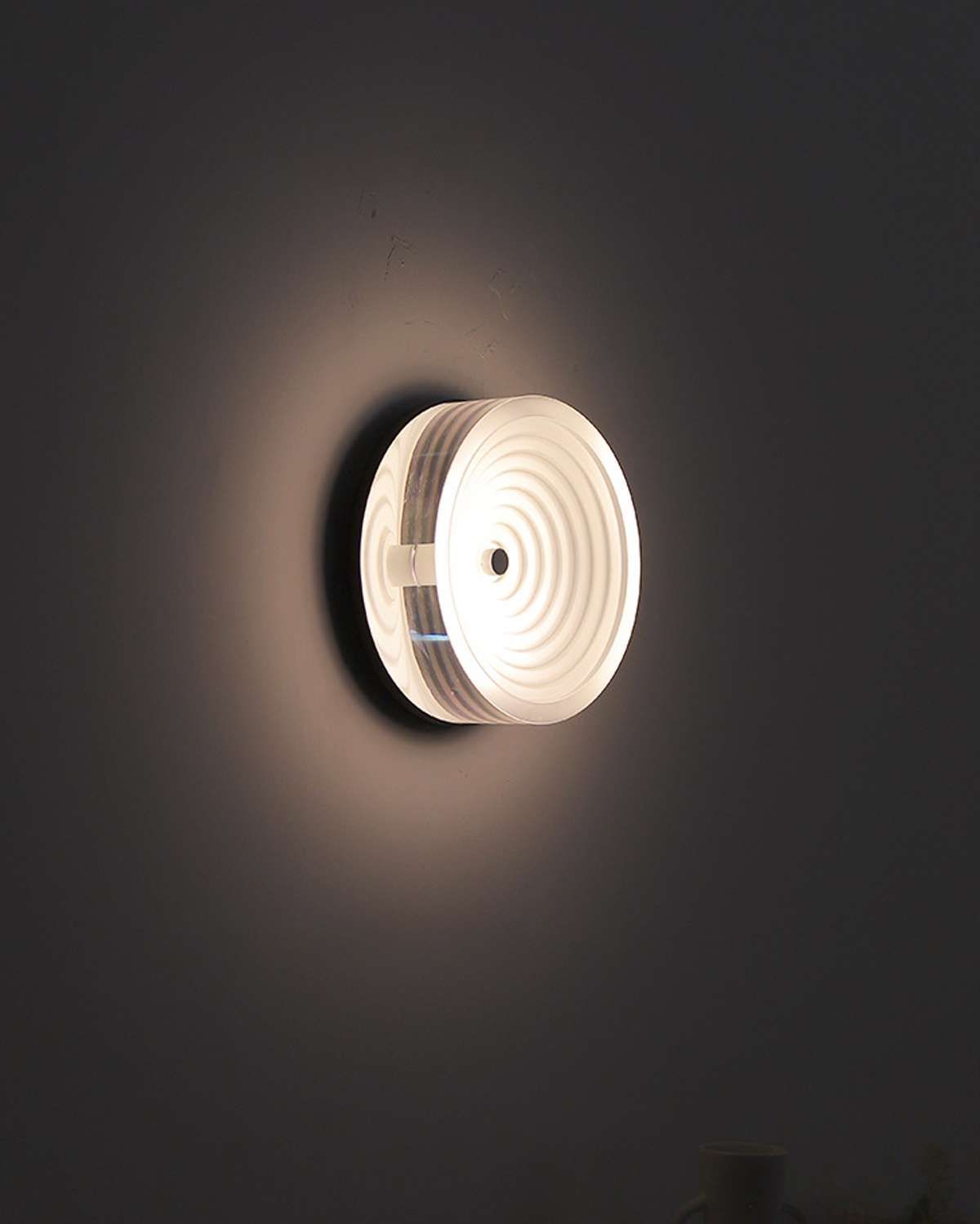 Halo Ripple Wall Sconce