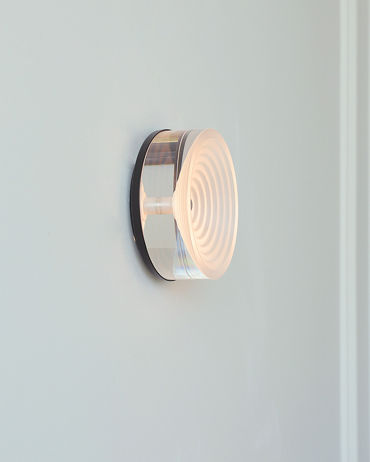 Halo Ripple Wall Sconce