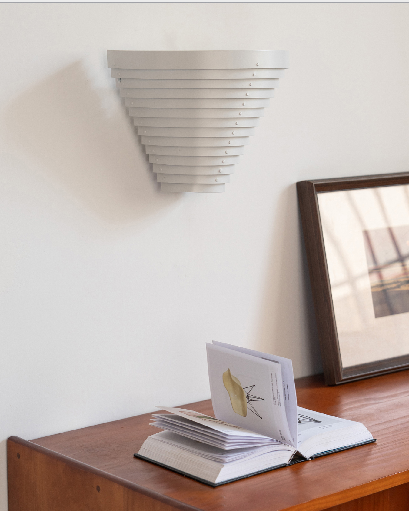 Halo Tier Wall Light