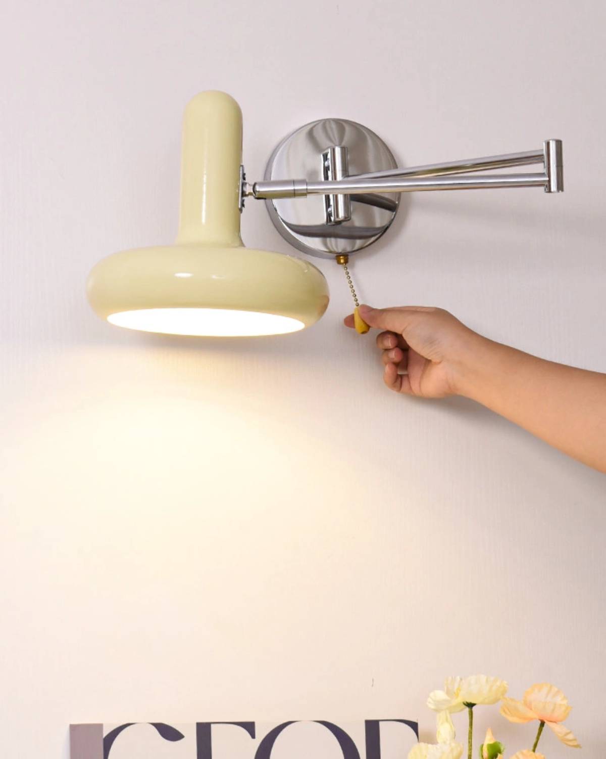 Huddle Swing Wall Lamp