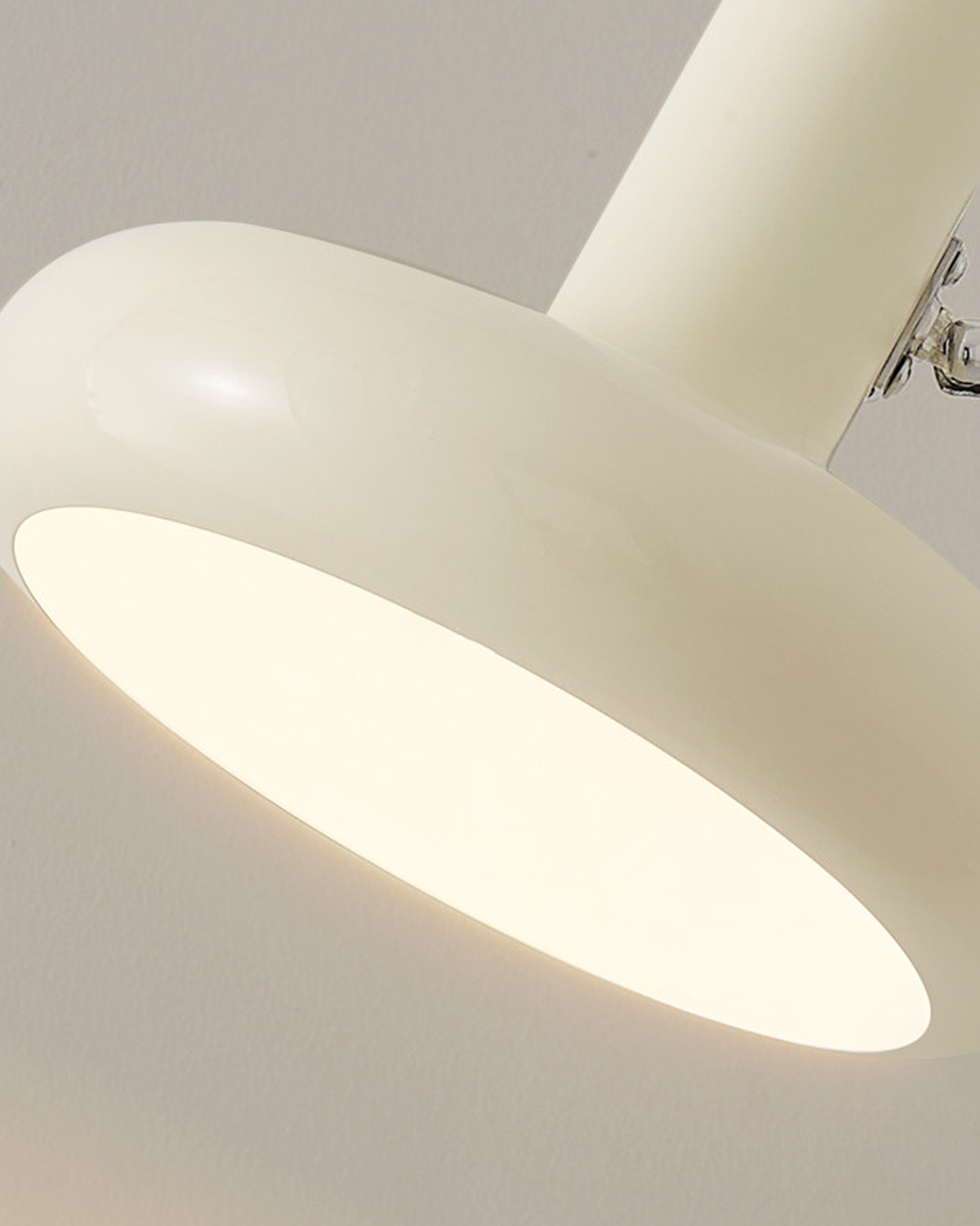 Huddle Swing Wall Lamp