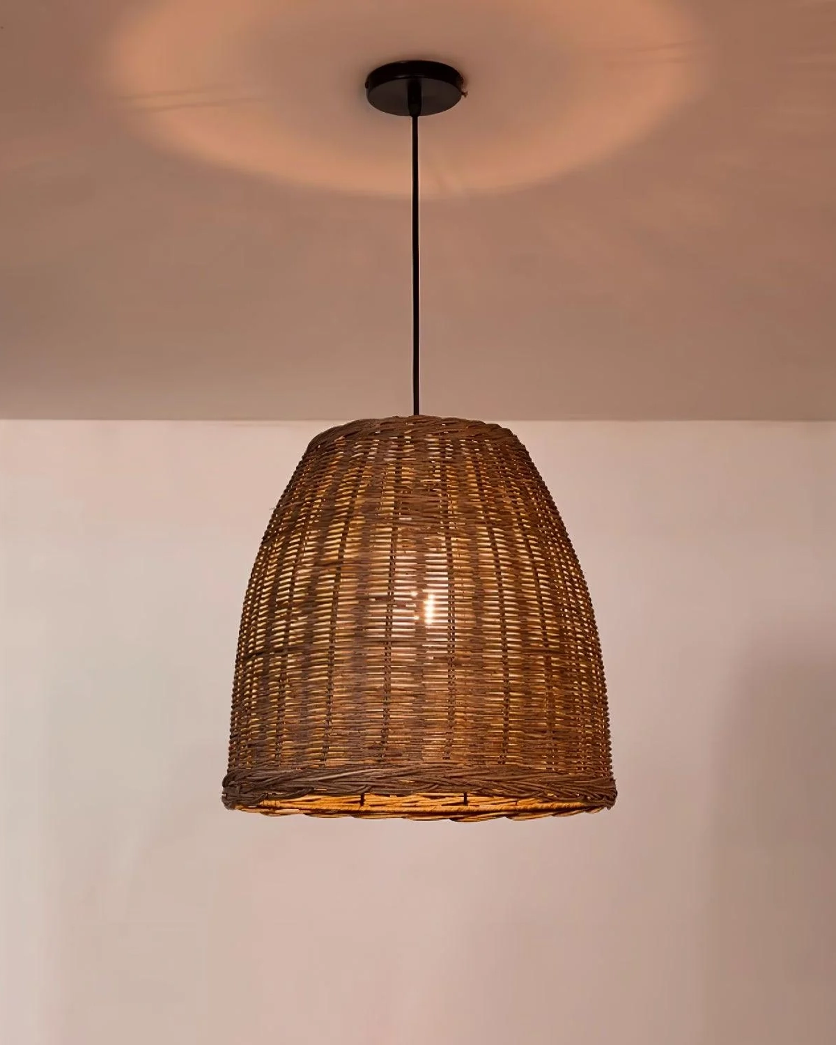 Hues Wicker Pendant Lamp