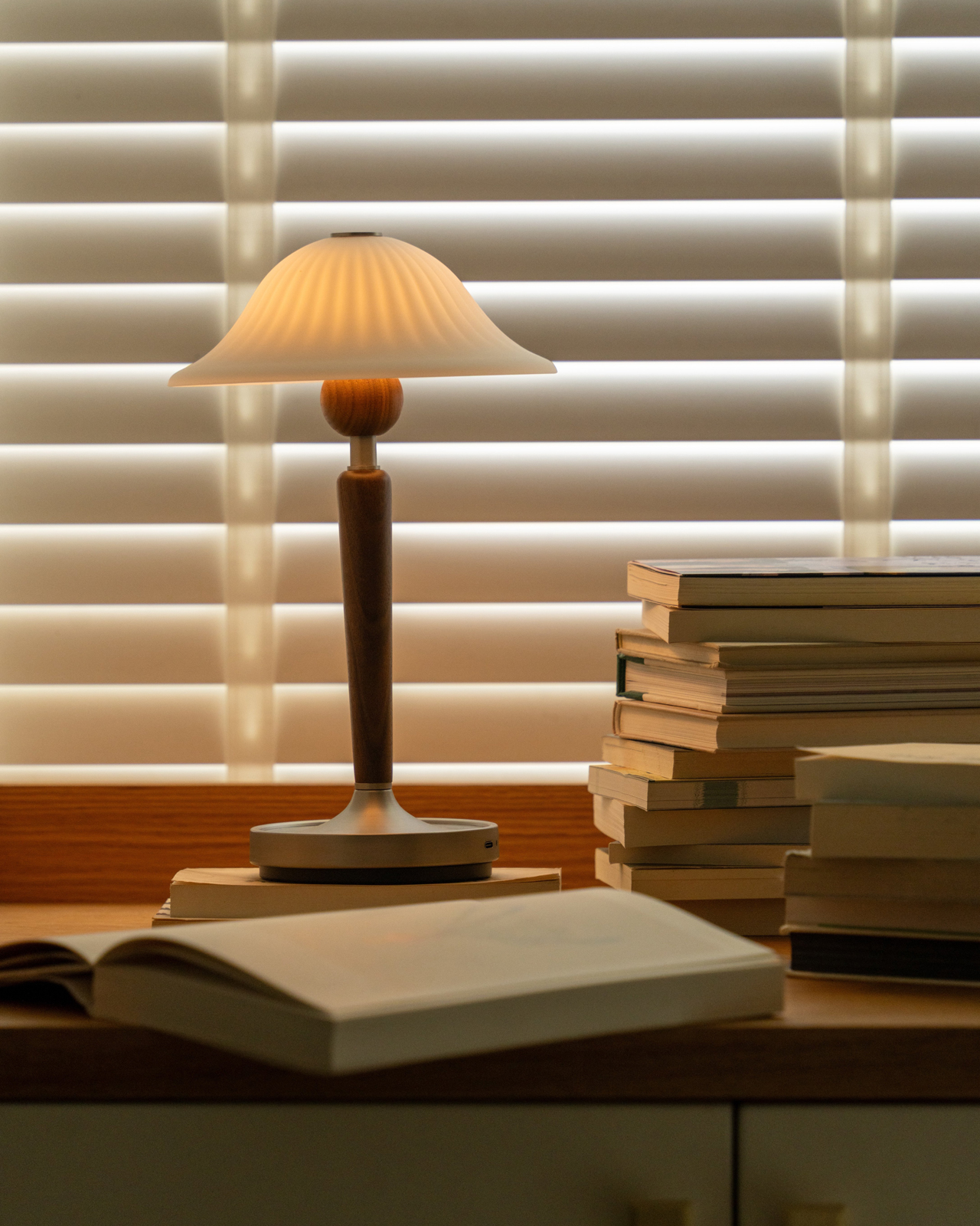 Hush Veil Rechargeable Table Lamp
