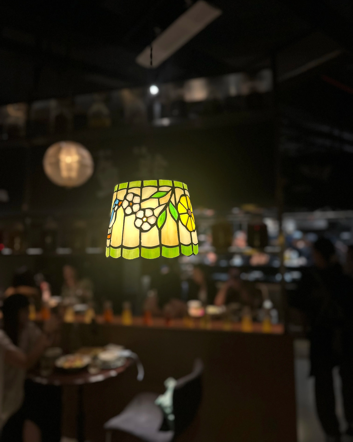 Kachō Stained Glass Pendant Light