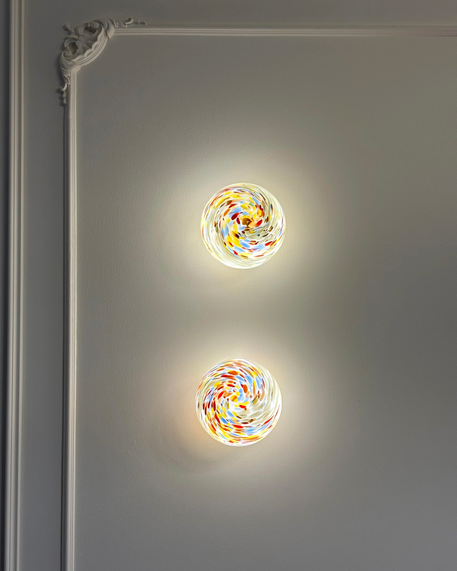 Kaleido Bloom Glass Wall Light