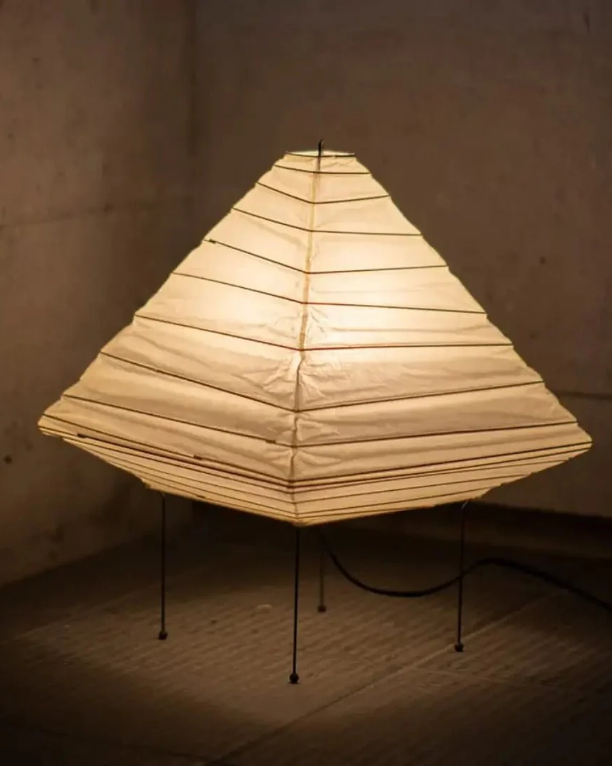 Kiyoshi Akari Paper Table Lamp