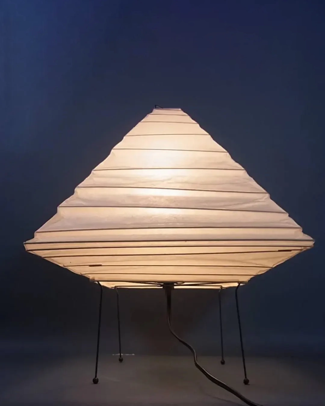 Kiyoshi Akari Paper Table Lamp