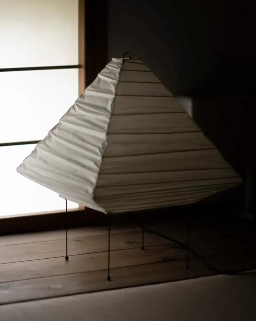 Kiyoshi Akari Paper Table Lamp