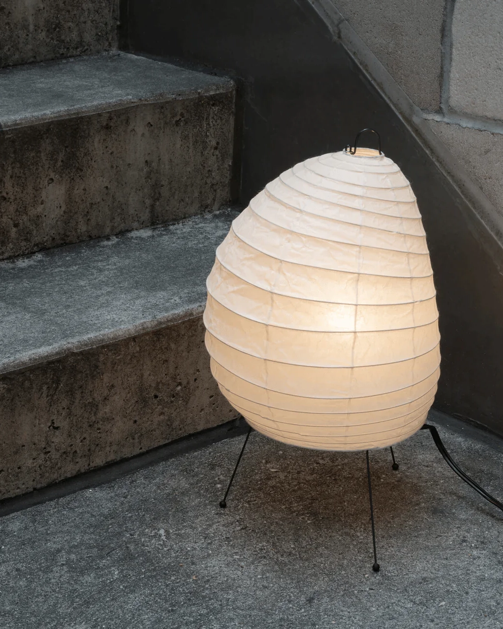 Komi Paper Table Lamp