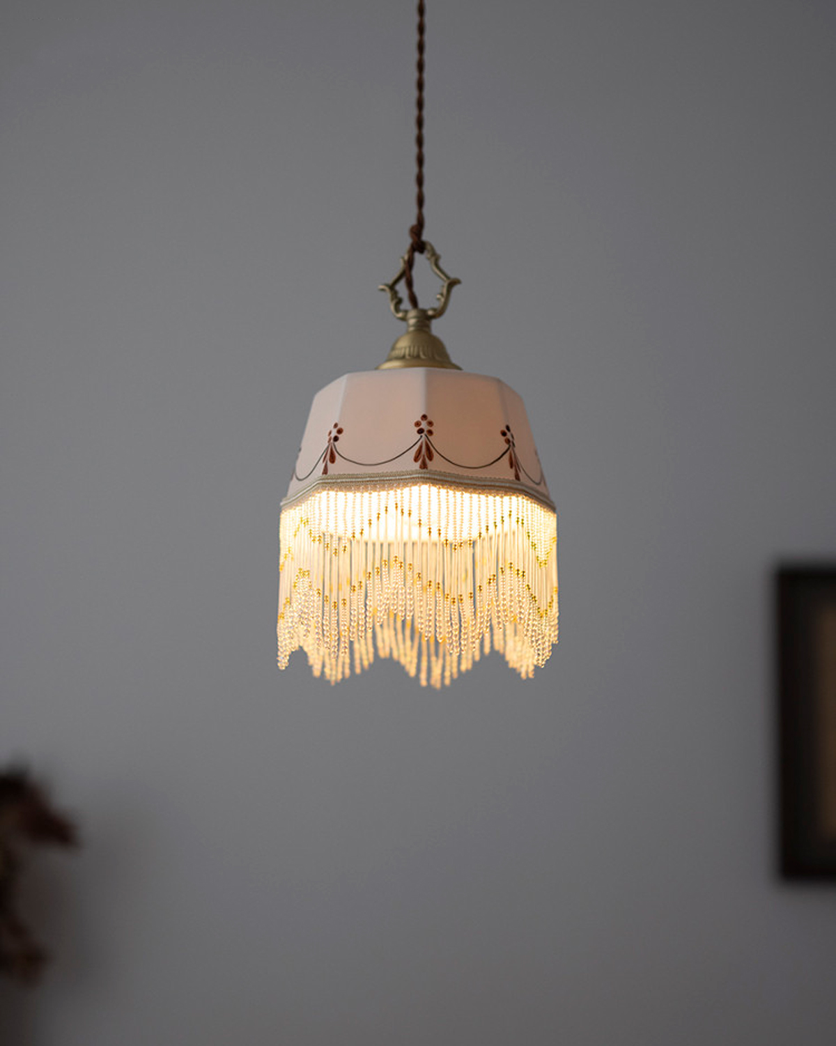 Lacefall Ceramic Pendant Light