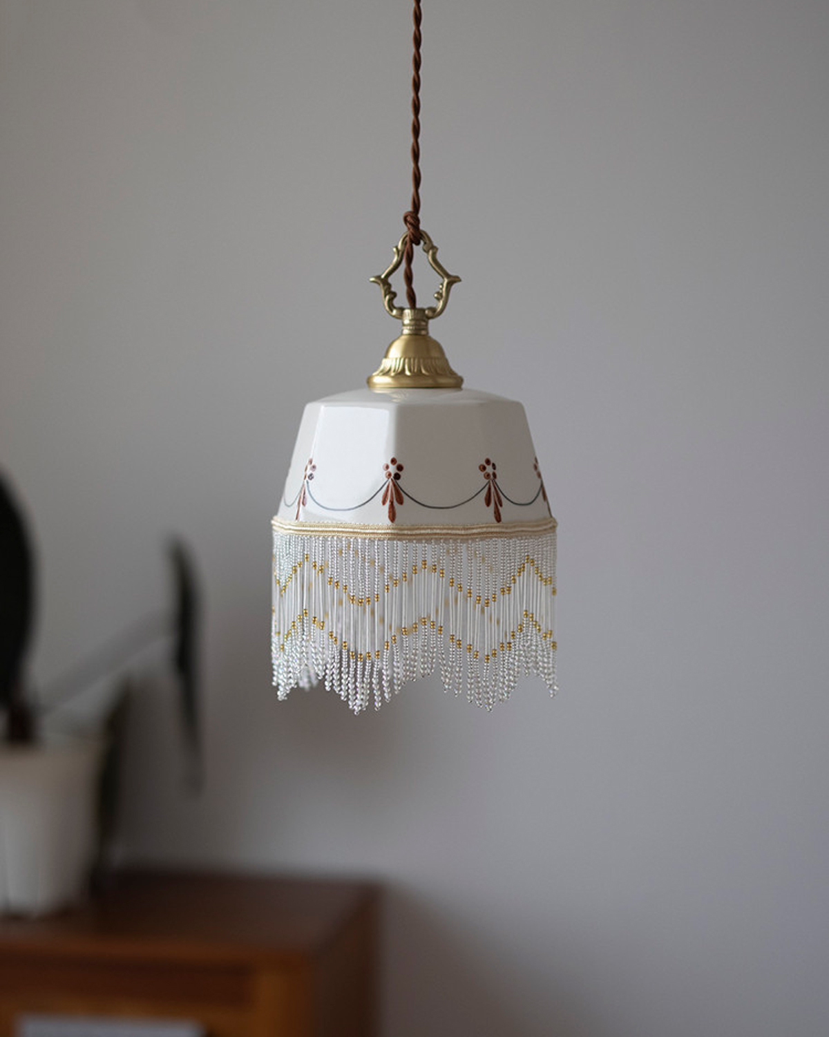 Lacefall Ceramic Pendant Light