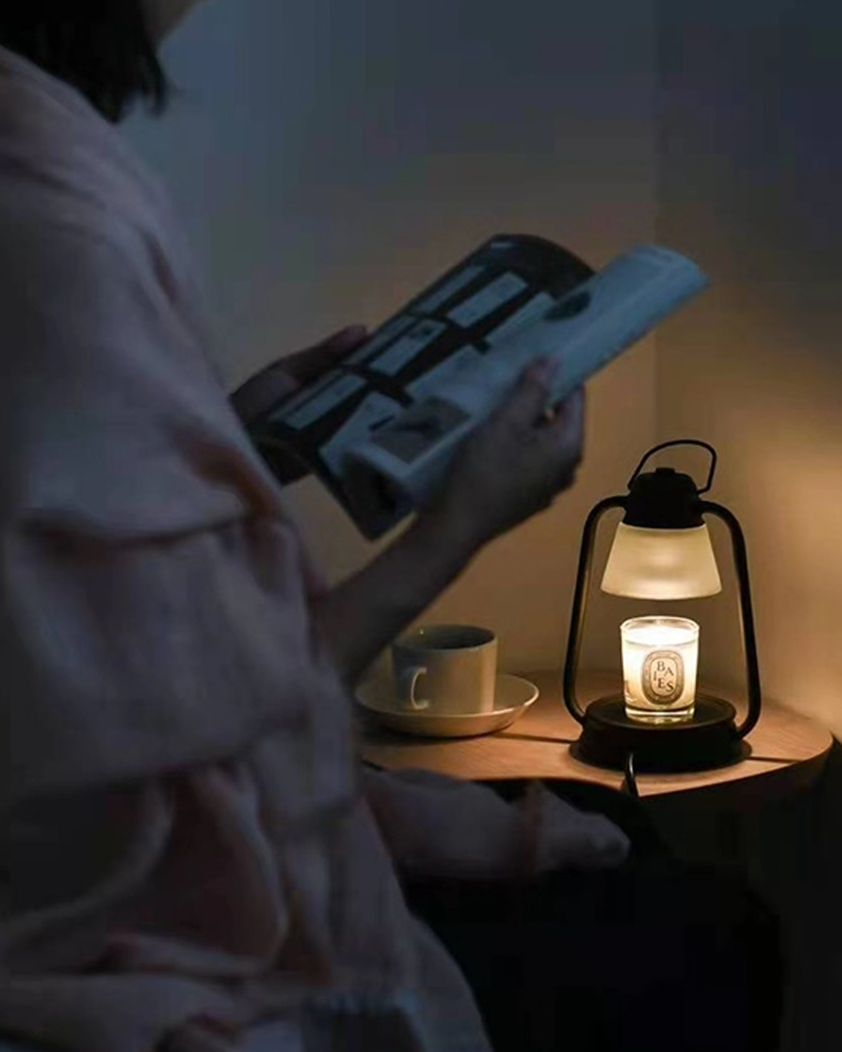 Lili Wax Warmer Table Lamp