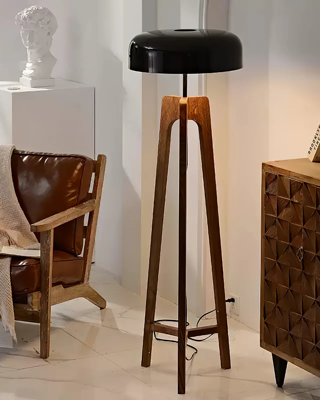 Linea Floor Lamp