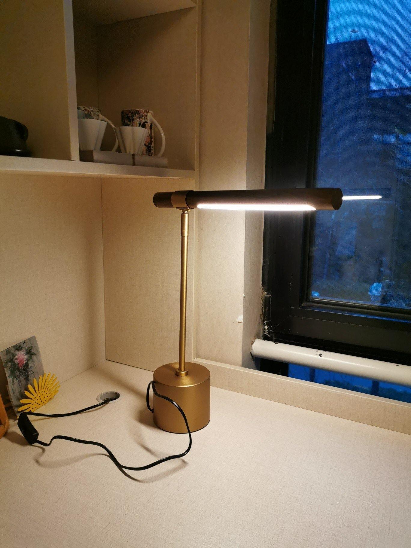 Linear Table Lamp-elegalight