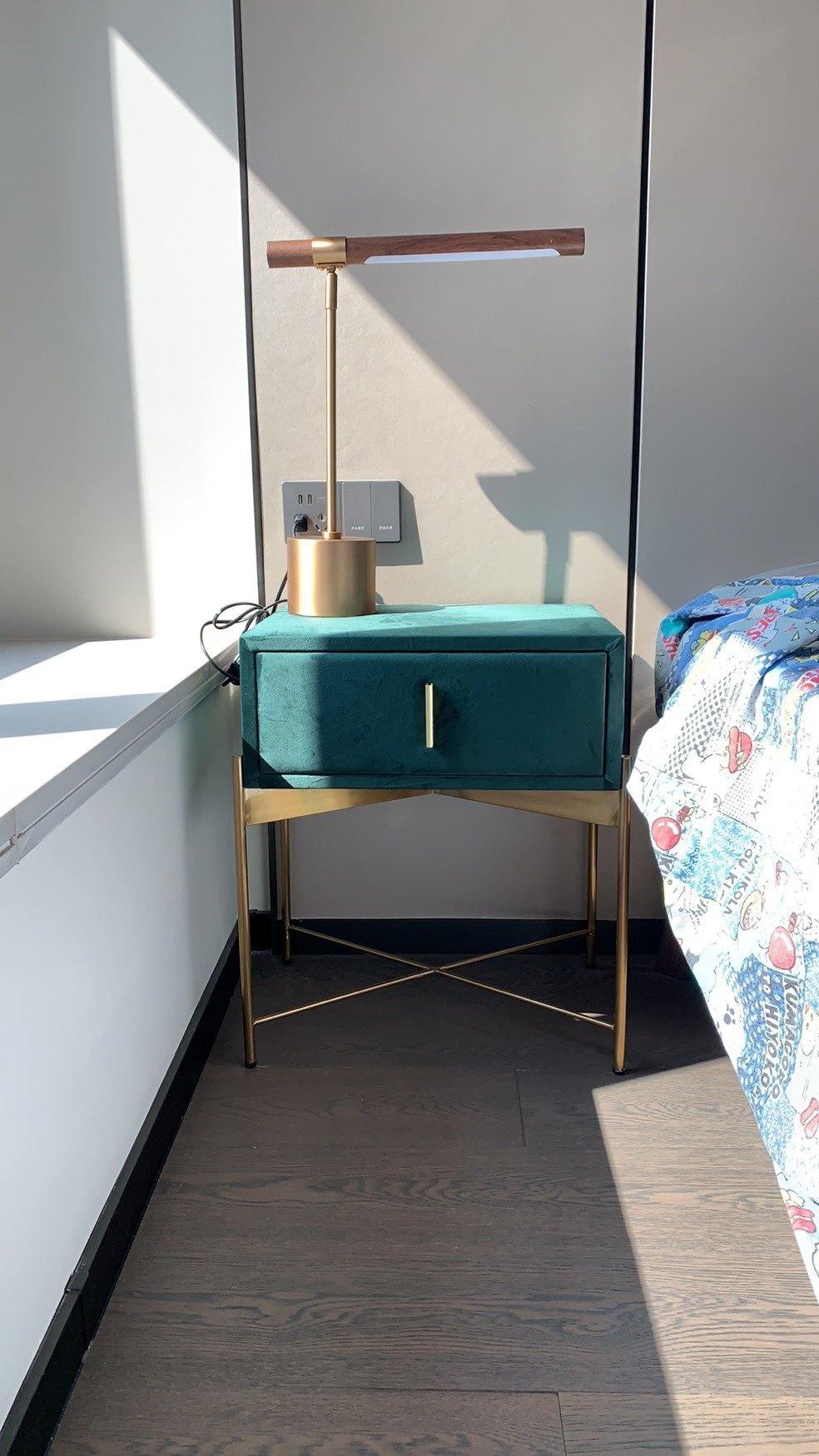 Linear Table Lamp-elegalight