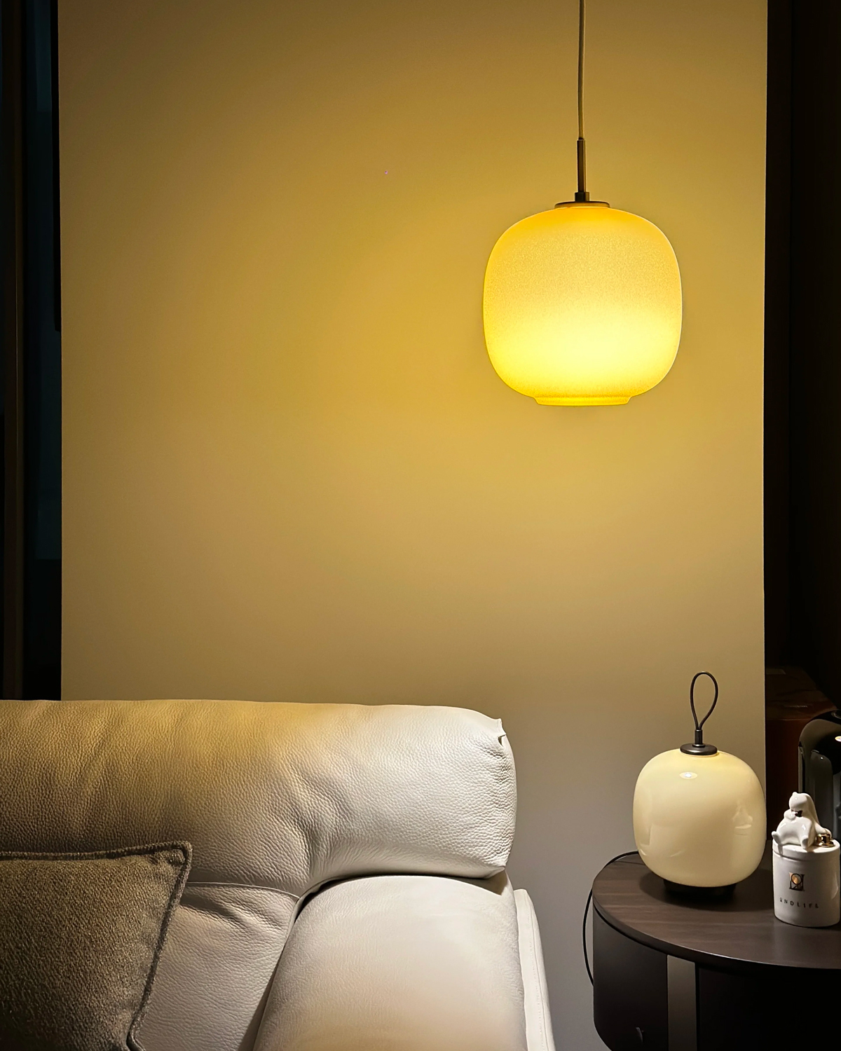 Lisse Glass Pendant Light