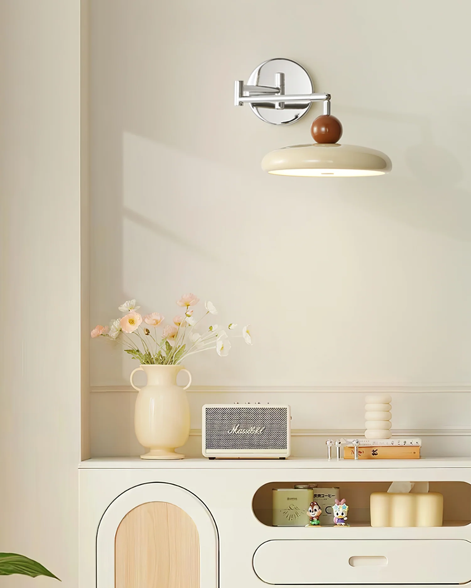 Lola Plug-in Wall Lamp