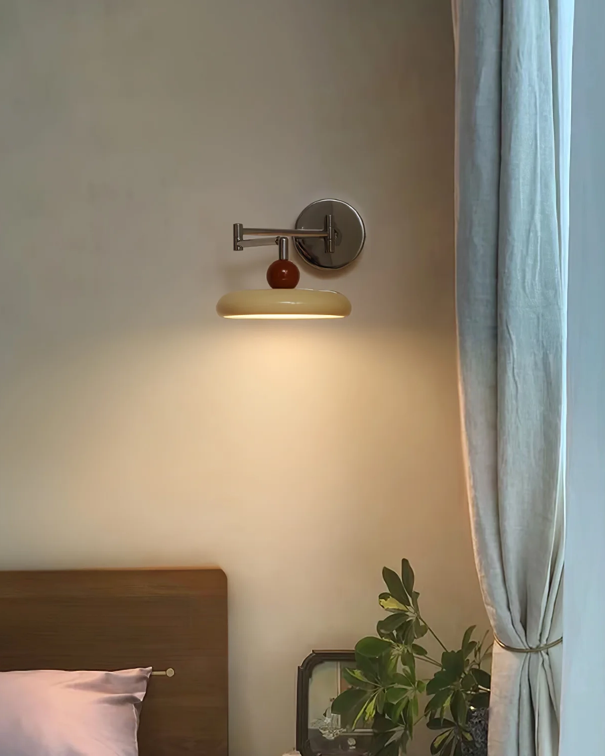 Lola Swing Arm Wall Lamp