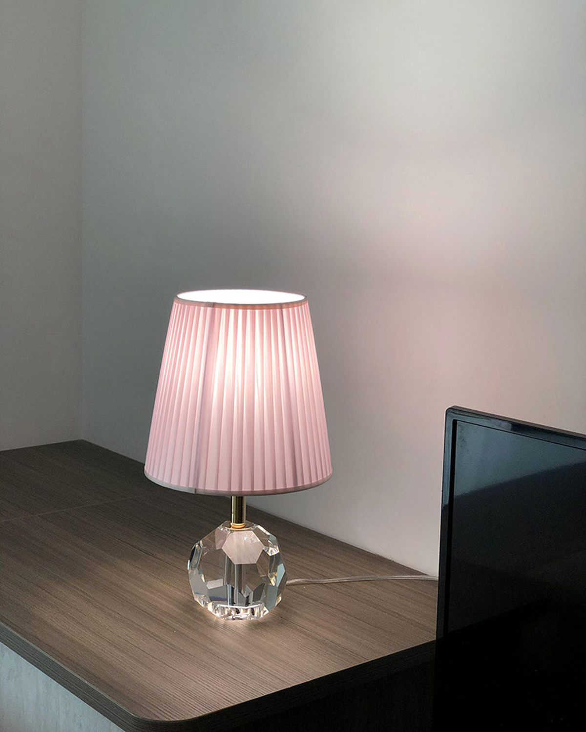 Lucent Glass Table Lamp