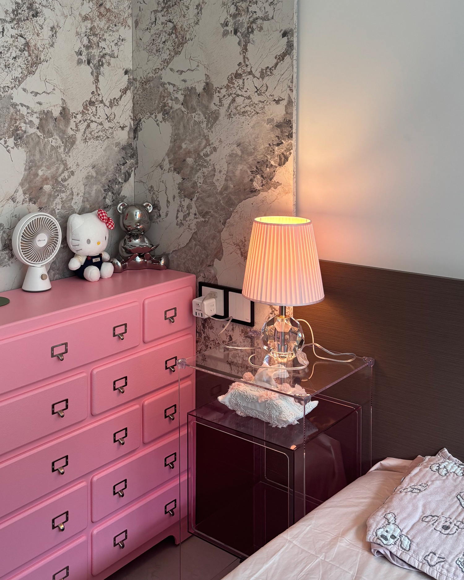 Lucent Glass Table Lamp
