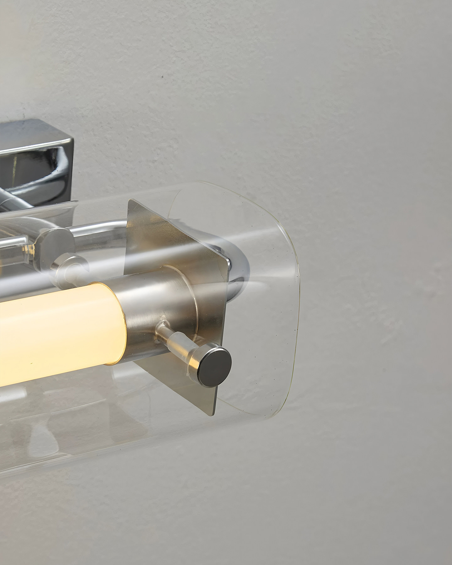 Lucid Beam Glass Wall Light