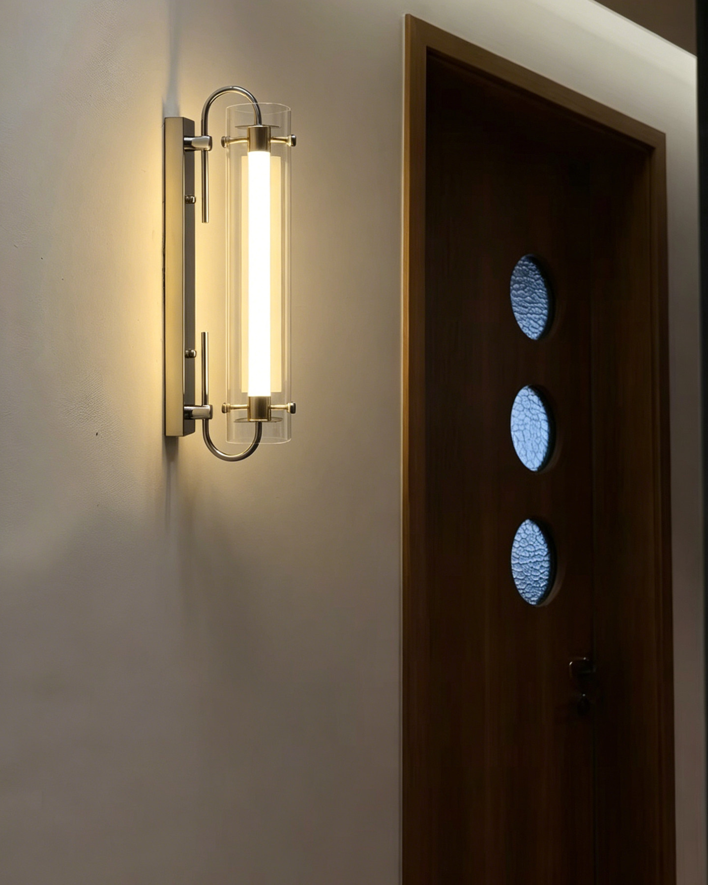 Lucid Beam Glass Wall Light