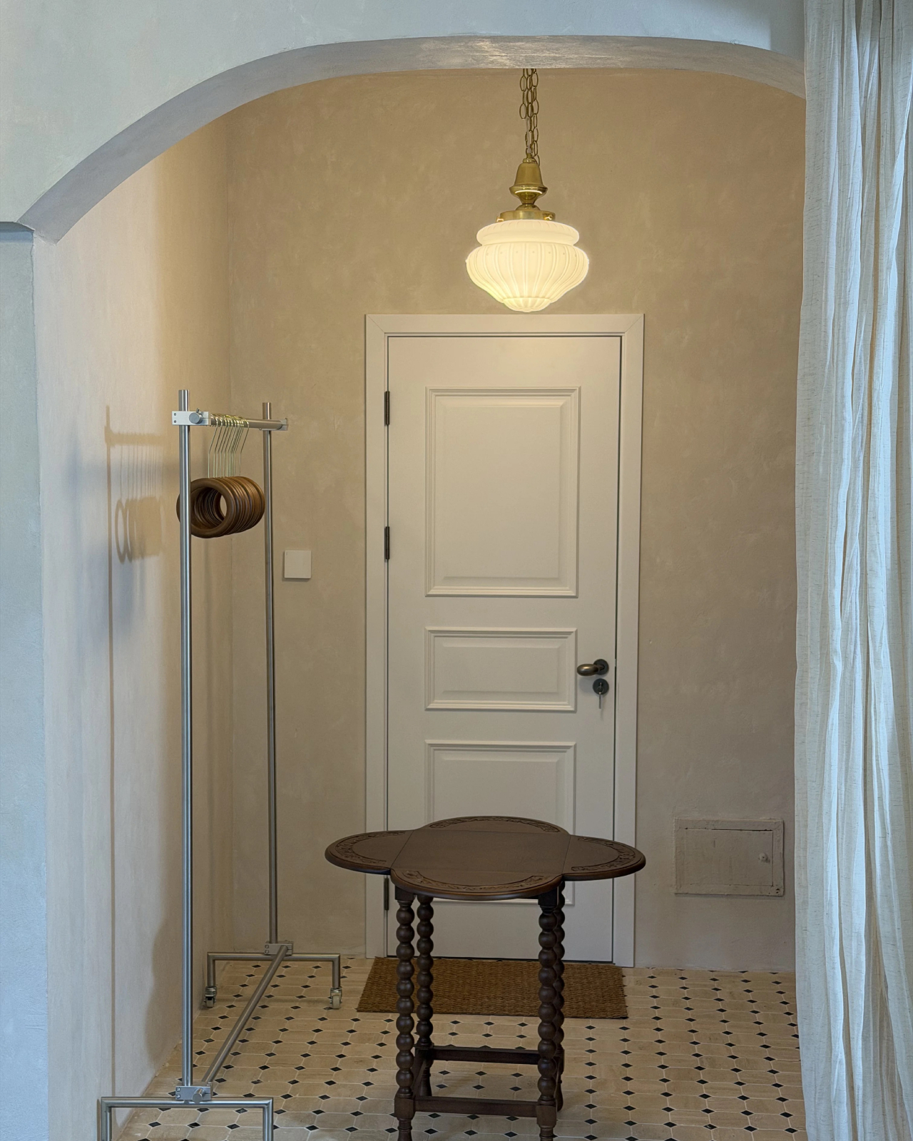 Lucienne Pendant Light