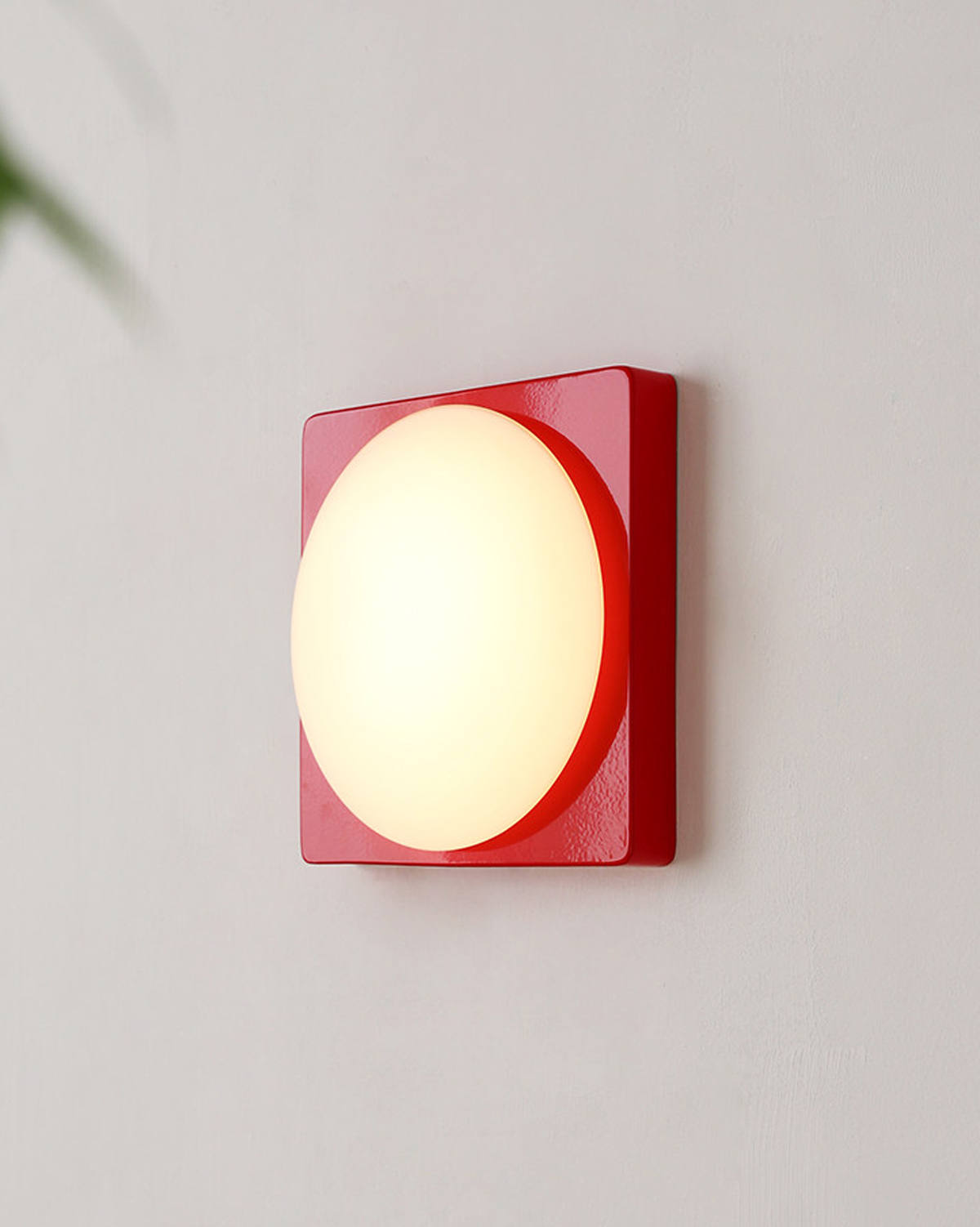 Ludo Glass Wall Sconce