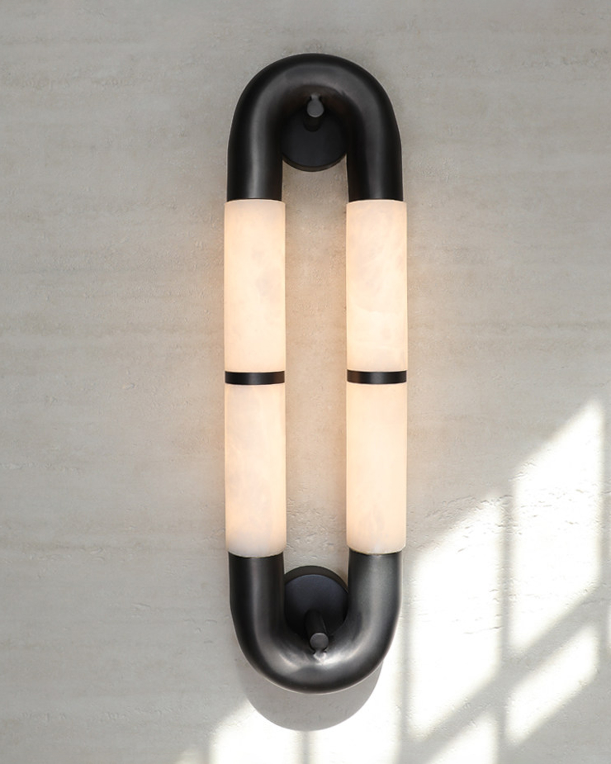 Luma Loop Wall Lamp